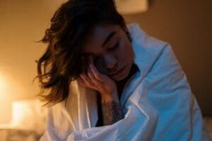 la solitude et l'isolement face aux violences